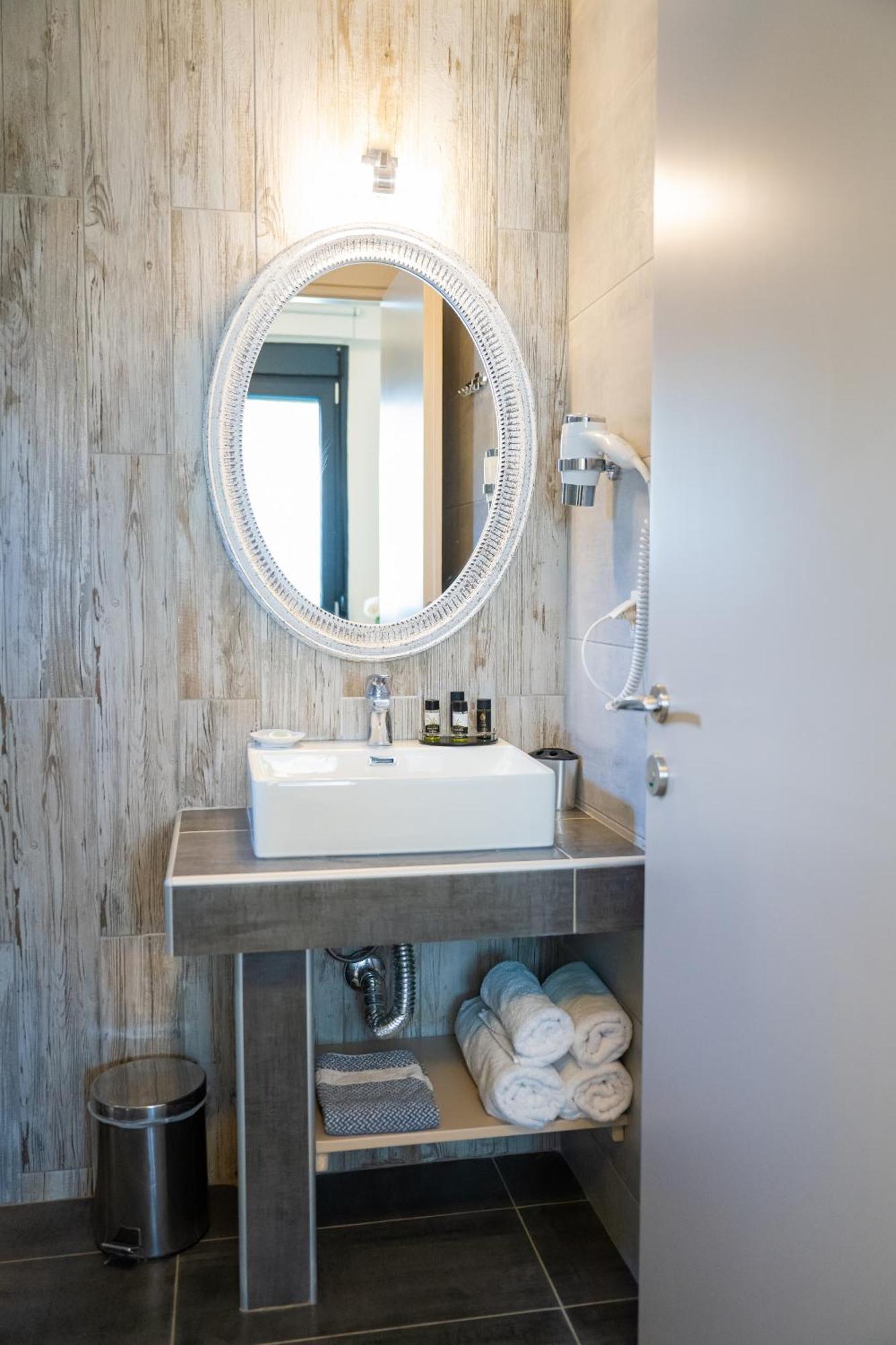 Callista Suites フロギタ エクステリア 写真